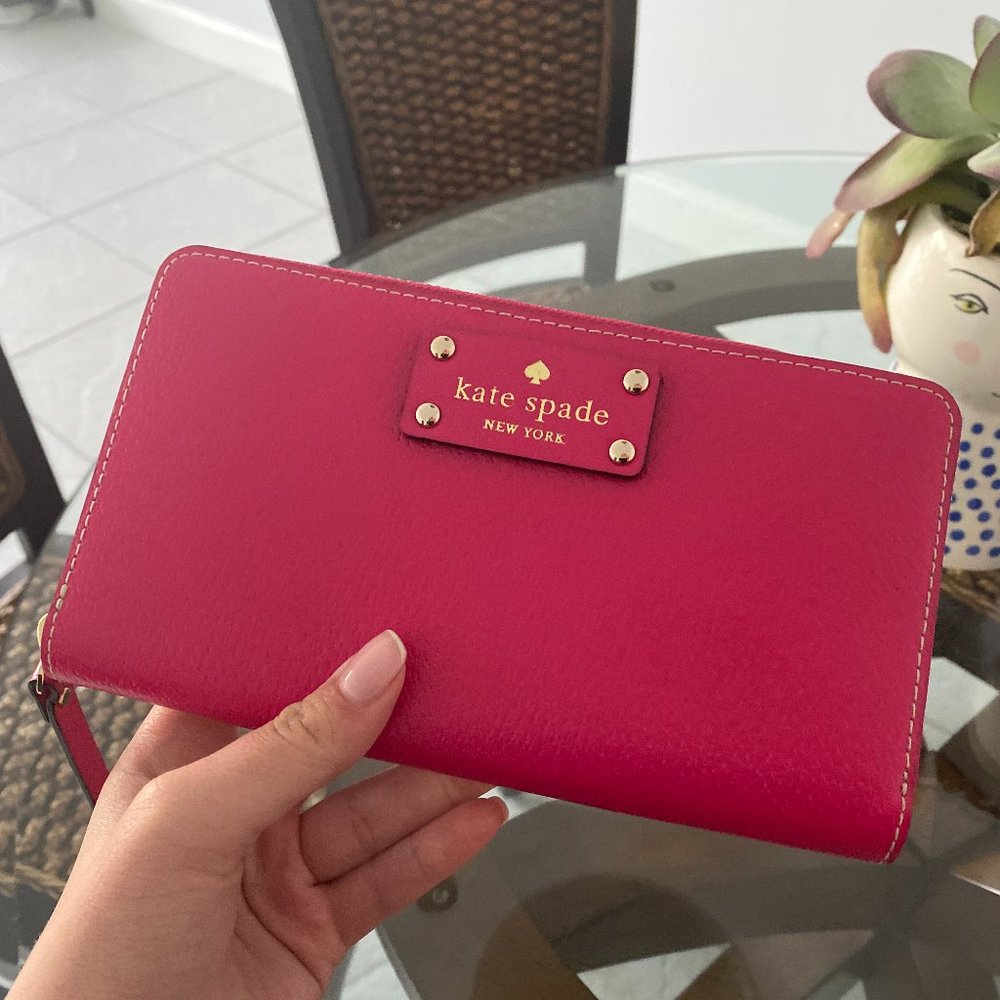 Kate Spade pink wallet